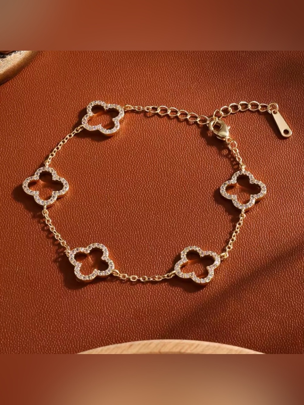 Kohl's Gold Clover Link Bracelet with Sparkling Accents